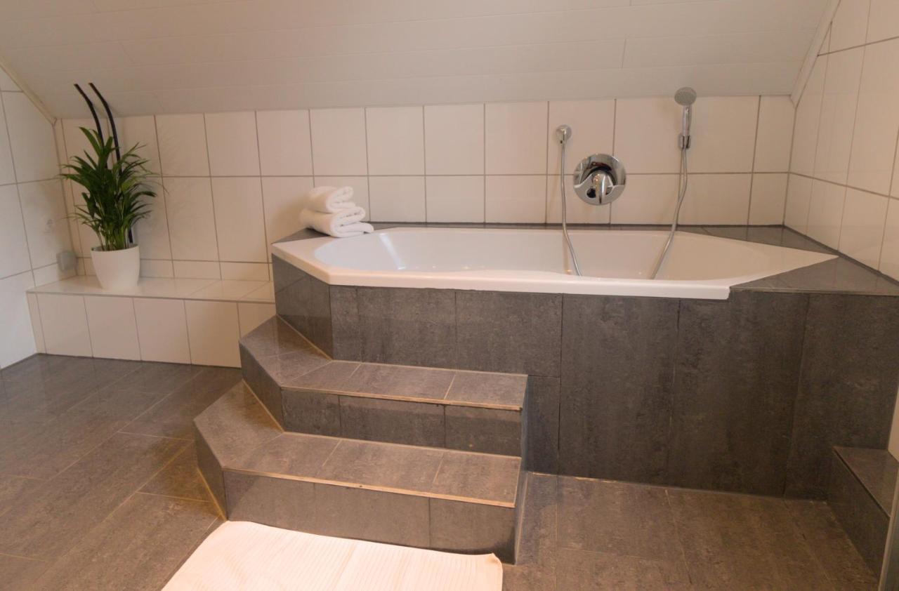 Apartament Idyllisches Wohnen In Gruener Oase Griesheim  Zewnętrze zdjęcie